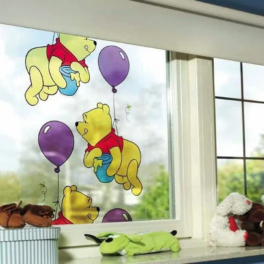 Winnie The Pooh Transparent Window Vinyl (450mm, Static)