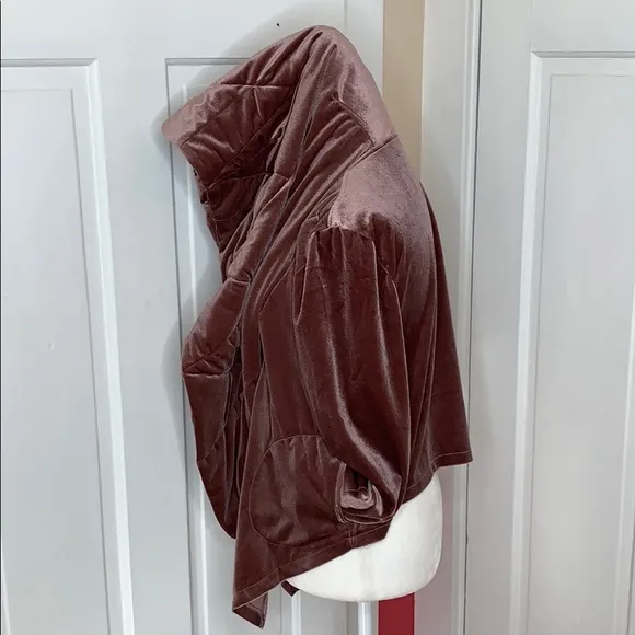 YOUNG FABULOUS &amp; BROKE•JACKET