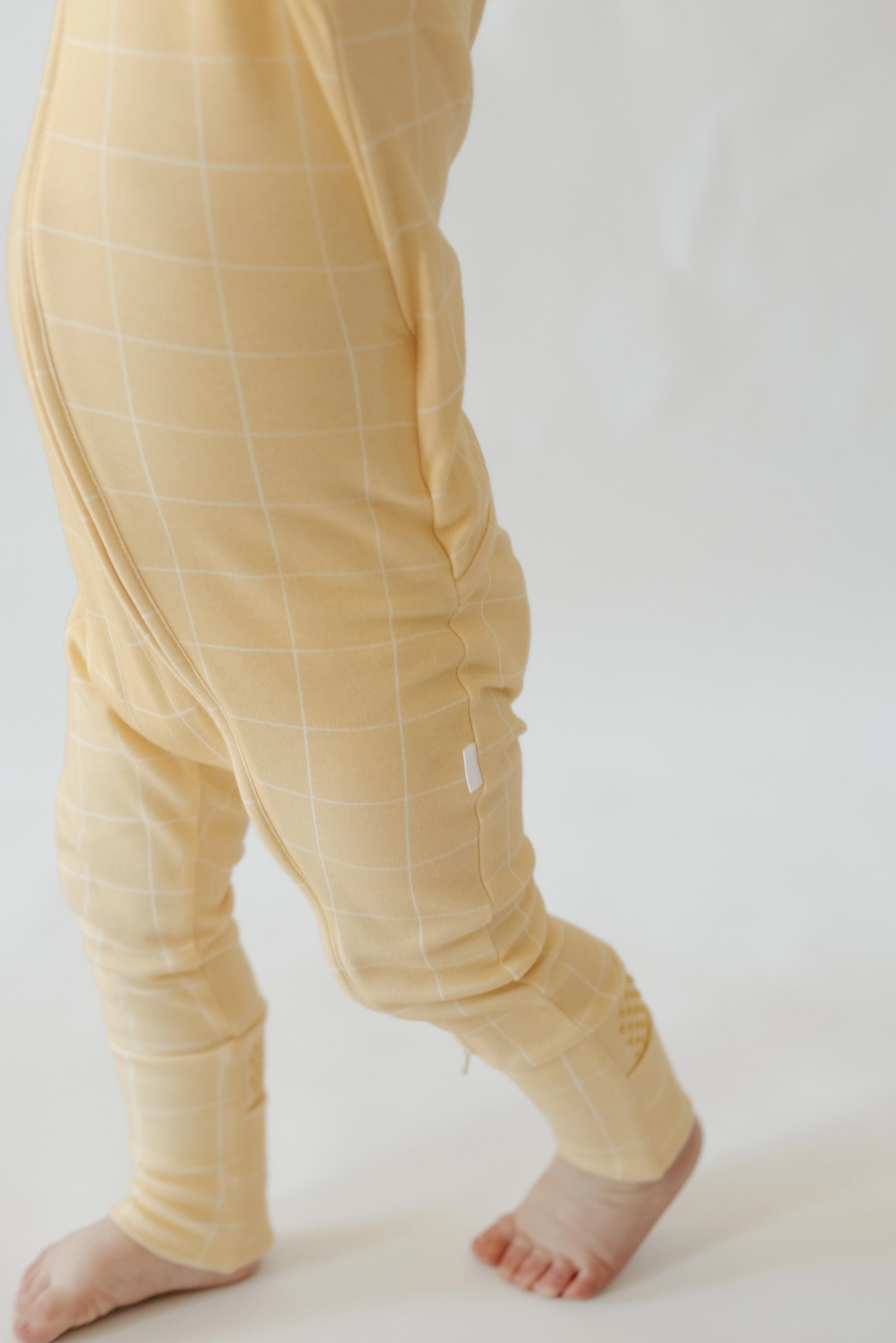 Zipper Sleeper Honey Bees